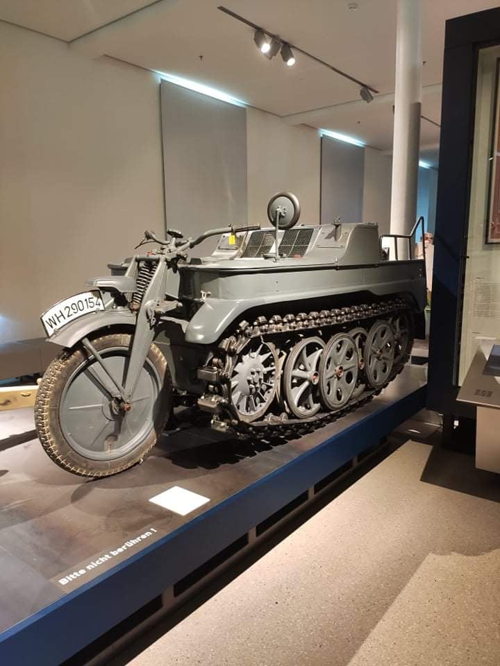 Pojazd w muzeum.
