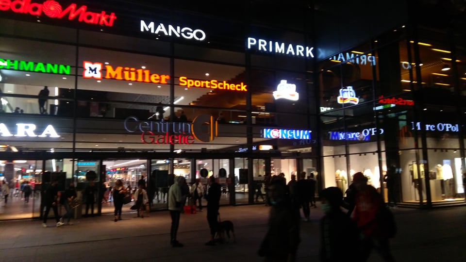 Centrum handlowe w Dreźnie.