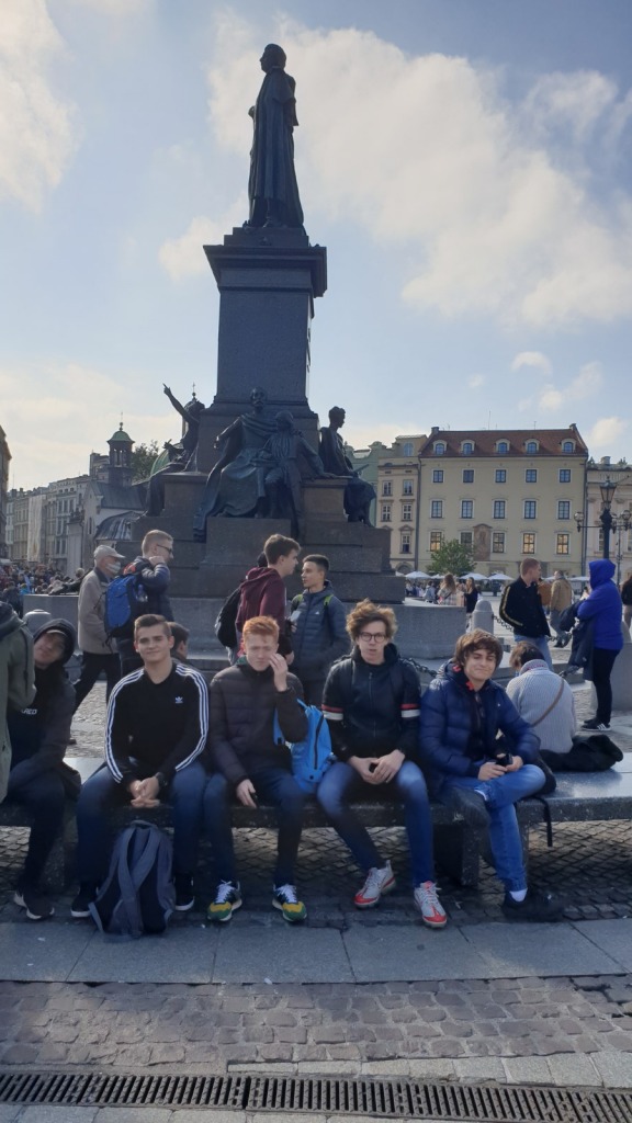 Spotkanie pod pomnikiem Adama Mickiewicza